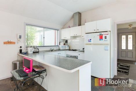 Property photo of 10 Newbury Court Carrum Downs VIC 3201