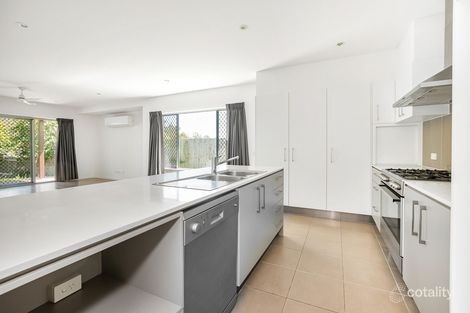 Property photo of 7 Orchard Drive Kirkwood QLD 4680