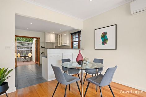 Property photo of 2/32 Broughton Road Surrey Hills VIC 3127