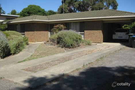 5 Surrey Ave, Victor Harbor, SA 5211