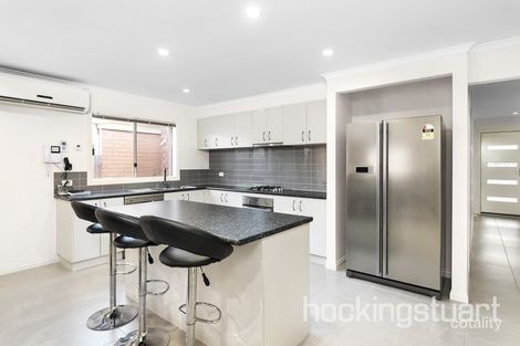 Property photo of 52 Toritta Way Truganina VIC 3029