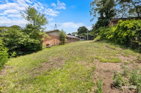 Property photo of 12 Bellbird Crescent Bowen Mountain NSW 2753