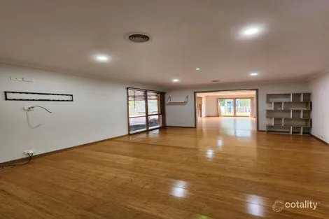 37 Cleveland Dr, Hoppers Crossing, VIC 3029