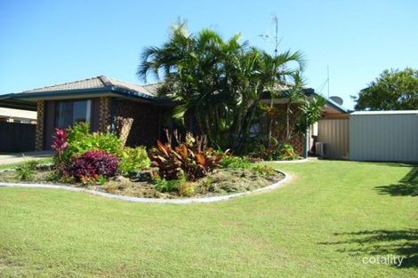 35 Tristania Cres, Urangan, QLD 4655