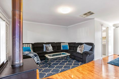 Property photo of 9 Tewson Road Camillo WA 6111