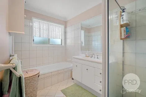Property photo of 6/8 Bentley Place Wagga Wagga NSW 2650