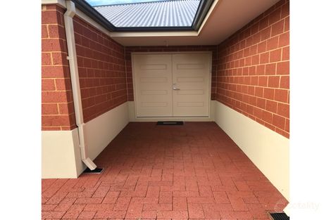 Property photo of 34 Apatite Street Treeby WA 6164