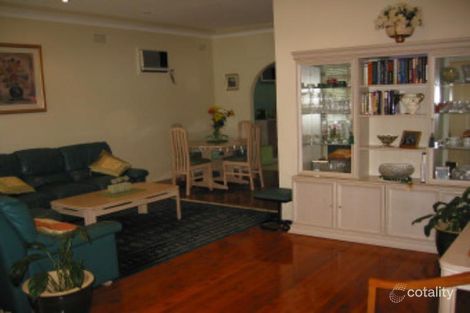 Property photo of 11 Waldo Crescent Peakhurst NSW 2210