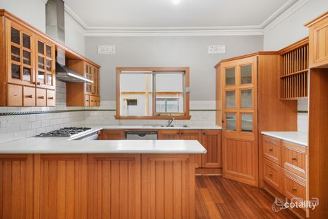 Property photo of 20 College Road Werribee VIC 3030