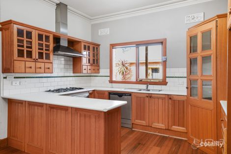 Property photo of 20 College Road Werribee VIC 3030