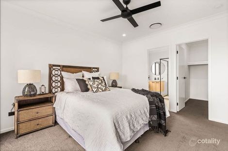 Property photo of 24 Cambridge Circuit Lawnton QLD 4501