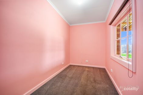 Property photo of 20 College Road Werribee VIC 3030