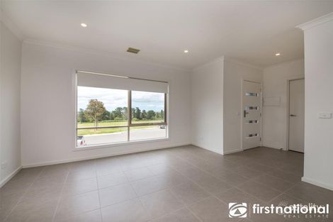 Property photo of 69 Atlantic Drive Pakenham VIC 3810