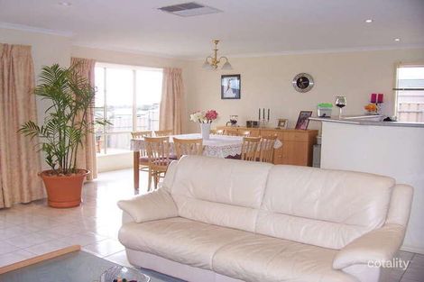 Property photo of 11 Parkview Circuit Seaford Rise SA 5169
