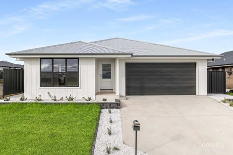 Property photo of 12 Redbox Street Orange NSW 2800