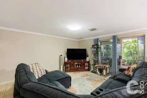 Property photo of 40 Pepperell Crescent Leda WA 6170