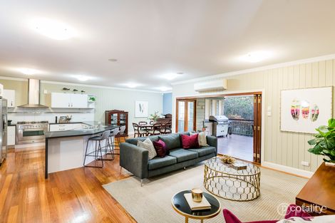 Property photo of 92 Thynne Avenue Norman Park QLD 4170