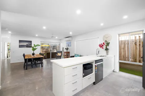 Property photo of 27-29 Springbrook Drive Capalaba QLD 4157