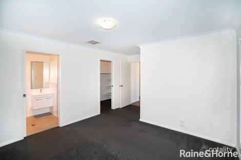 Property photo of 16 Cootamundra Boulevard Gobbagombalin NSW 2650