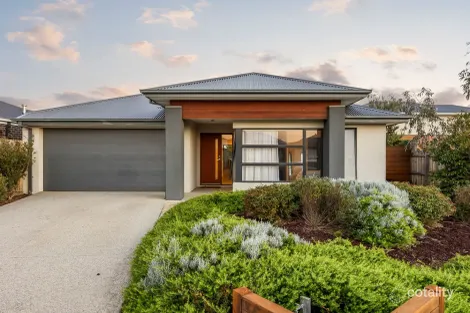 14 Cleary St, Armstrong Creek, VIC 3217