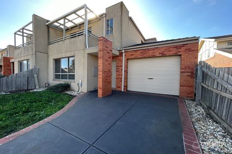 Property photo of 3/4 Georgia Crescent Werribee VIC 3030
