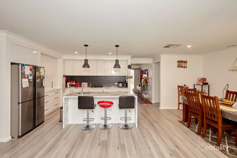 Property photo of 34 Mullagh Crescent Boorooma NSW 2650