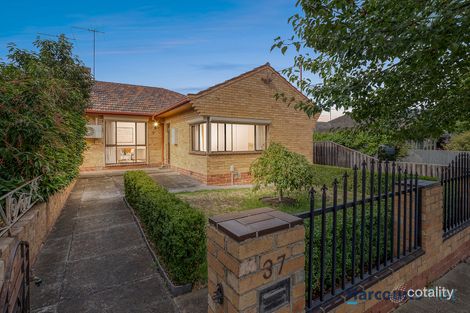 Property photo of 37 Palm Street Fairfield VIC 3078