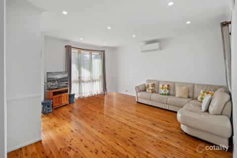 Property photo of 14 Francisco Crescent Rosemeadow NSW 2560