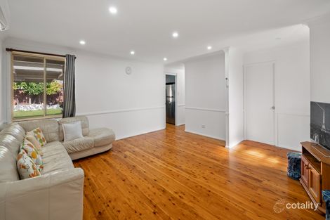 Property photo of 14 Francisco Crescent Rosemeadow NSW 2560