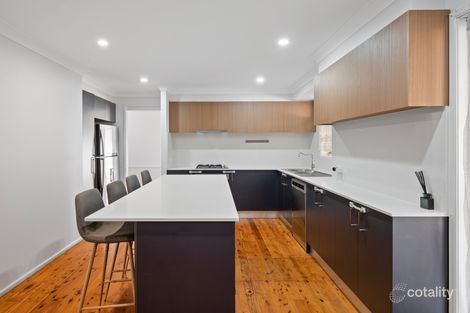 Property photo of 14 Francisco Crescent Rosemeadow NSW 2560