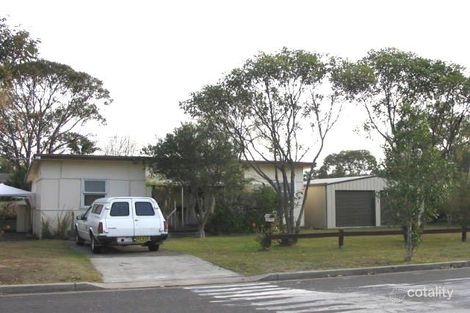 60 Kerry Cres, Berkeley Vale, NSW 2261