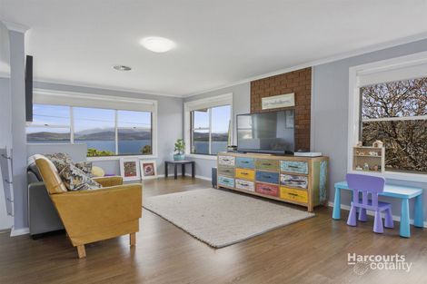 69 Penna Rd, Midway Point, TAS 7171