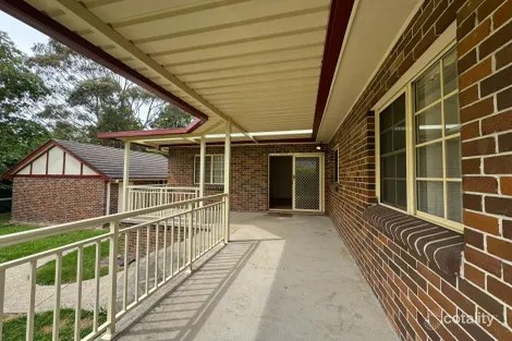 Property photo of 40 Linden Way Bowral NSW 2576