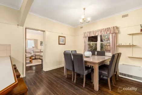 Property photo of 9 Kneale Drive Box Hill North VIC 3129