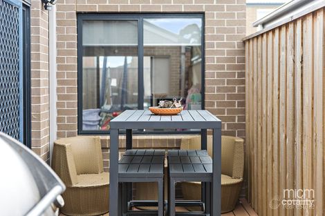 Property photo of 27 Mulloway Drive Point Cook VIC 3030