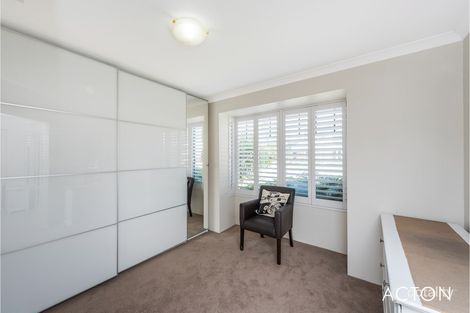 Property photo of 5 Dorneywood Crescent Erskine WA 6210