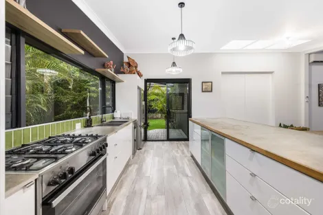 Property photo of 26 Parkway Drive Mooloolaba QLD 4557
