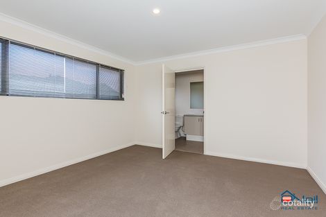 Property photo of 5/8 Benson Court Mount Nasura WA 6112