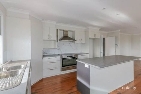 Property photo of 17 Freeman Circuit Llanarth NSW 2795