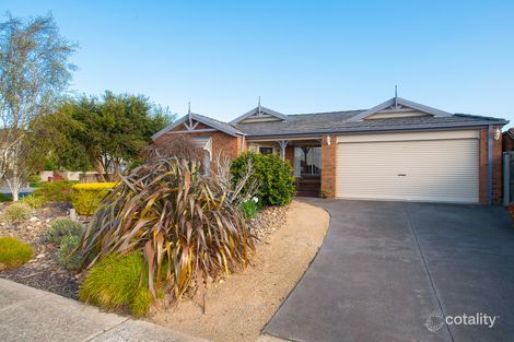 Property photo of 1 Garnet Close Skye VIC 3977