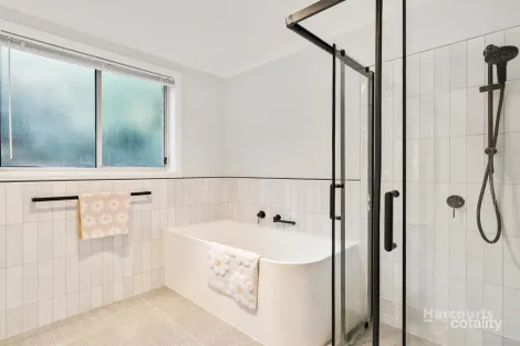 Property photo of 9/69C Olinda Grove Mount Nelson TAS 7007