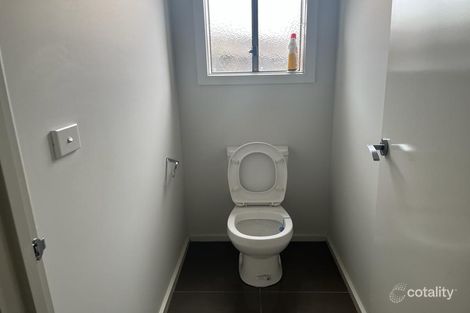 Property photo of 46 Starling Avenue Tarneit VIC 3029