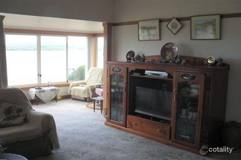 Property photo of 217 Flinders Street Beauty Point TAS 7270