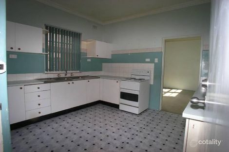 Property photo of 19 National Avenue Orange NSW 2800
