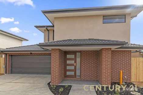 2/6 Thomas St, Pakenham, VIC 3810