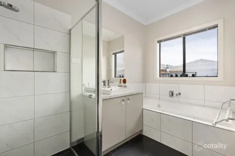 Property photo of 3 Bayfield Street Lucas VIC 3350