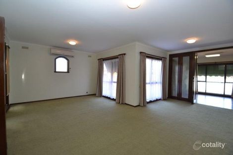 Property photo of 1 Lamble Court Wangaratta VIC 3677