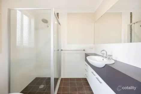 Property photo of 27 Jenolan Street Harrison ACT 2914