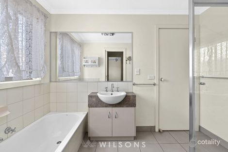 Property photo of 2/51 Tanner Street Breakwater VIC 3219