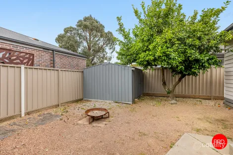 20 Carpenter St, Kangaroo Flat, VIC 3555